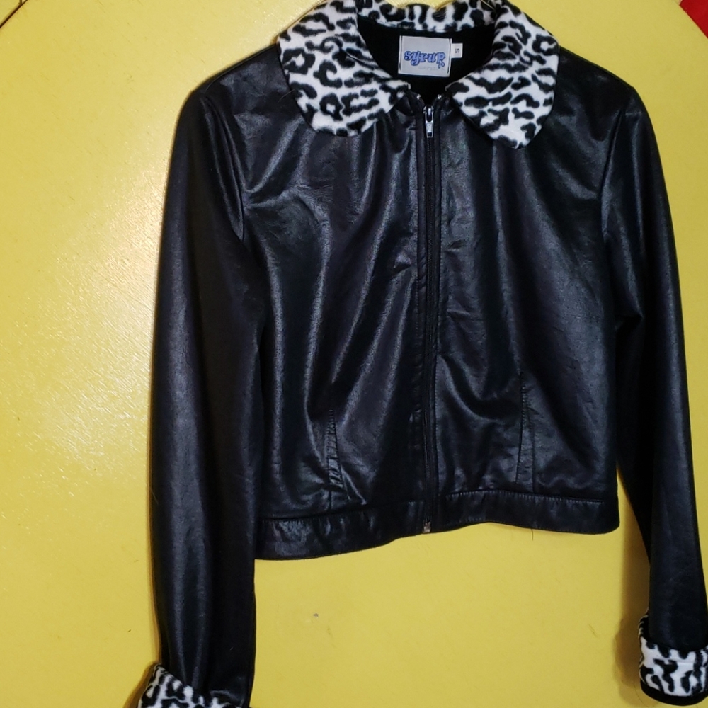 Funky,faux fur/ leather bomber jacket.